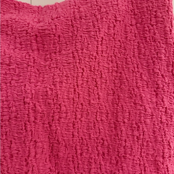 h:ours Vibrant Pink Mini Skirt - Picture 3 of 6